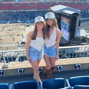 Meet your Posher, Jackie